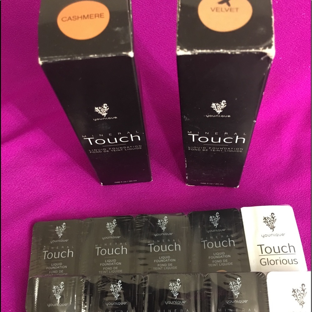 Younique Mineral Touch Foundation